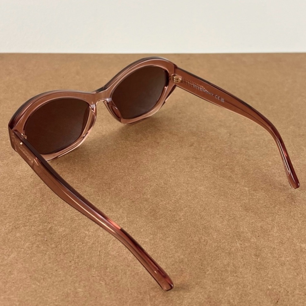 GIVENCHY CAT-EYE SUNGLASSES - Picture 4 of 10